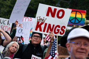 HT17. Fact-Check: Misleading AI Video of Trump Sparks Debate Amid ‘No Kings’ Protests