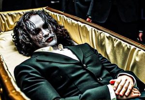 HT17. Brandon Lee’s grave opened after 32 years and sh0cked the world!