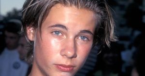 HT13. Beloved ’90s heartthrob has stepped away from Hollywood and is now embracing life as a father of three – see him today