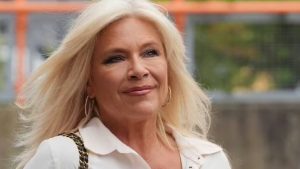 ST17. THE STORY OF SAMATHA FOX