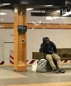 ST17. 50 Weird Photos You Could Only Find On The Internet