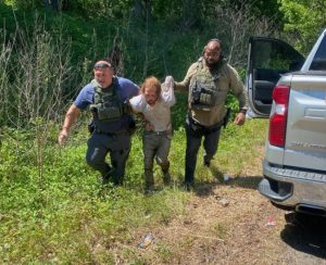 HT4. Young man puts both daughters inside..see more