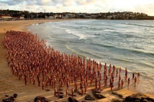 HT4. You Must See This Moment To Believe It, Try Not To Gasp…See more