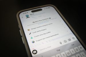 HT17. 1,000 full-time employees laid off and a complete hiring freeze—major shake-up at the parent company of a popular social media platform