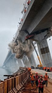HT13. Emergency Crews Respond Following Reported Bridge Collapse