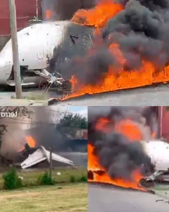 HT4. RIGHT NOW, PLANE WITH MORE THAN 244 ONBOARD JUST CRASH… See more