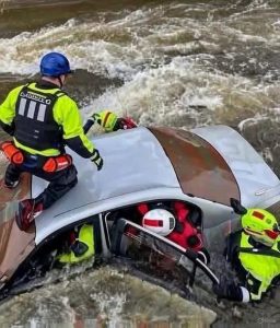 HT9. Family found in car in river they were w