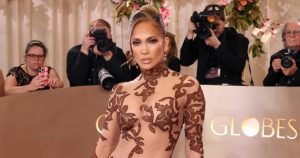HT10. Jennifer Lopez’s dress stuns (and divides) at the 2026 Golden Globes