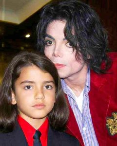 HT10. The Surprising Truth Behind Michael Jackson’s Relationship With His Youngest Son Bigi