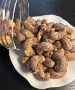 HT10. Doctors reveal that eating cashews causes …See more 👇