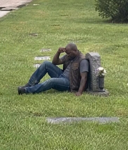 HT10. A BIKER VISITED MY WIFE’S GRAVE EVERY WEEK FOR MONTHS, UNTIL I DISCOVERED WHY