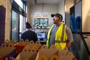 HT5. Breaking news: Mc donalds worker …