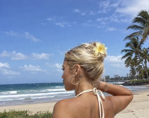 HT5. Why One Beach Outfit Started a Conversation About Confidence and Personal Choice